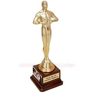 Oscar �d�l� (�stek Yaz�+3 Resim)