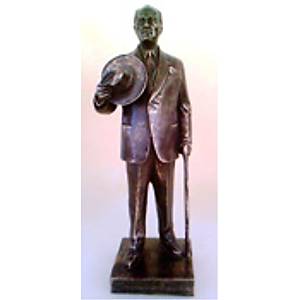 BASTONLU ATA HEYKEL�