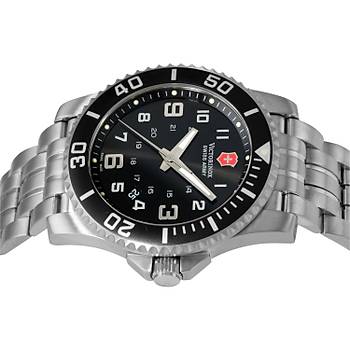VICTORINOX Swiss Army Maverick II Quartz 43mm Saat