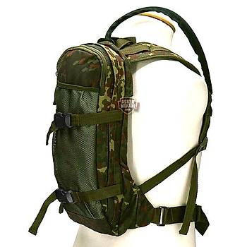 Usa Woodland Camo Camel Bag