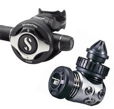 SCUBAPRO MK17/S600 DİN 300 BAR REGÜLATÖR 	