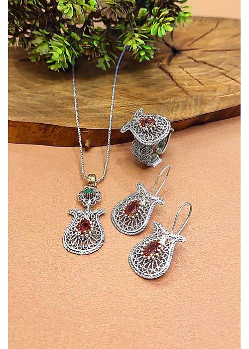 Kadın Zultanit Taşlı Renk Değiştiren Gümüş Set Kolye Küpe Yüzük AKS-2007