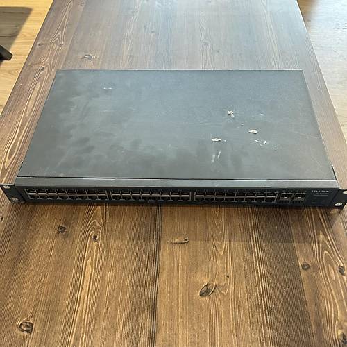 Tp-Link 48-Port 10/100/1000 Gigabit Smart Switch  with 4 SFP Slots