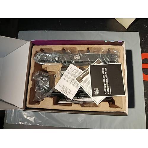 COOLER MASTER ML240L V2 RGB SIVI SOUTMA MLW-D24M-A18PC-R2 (OUTLET)