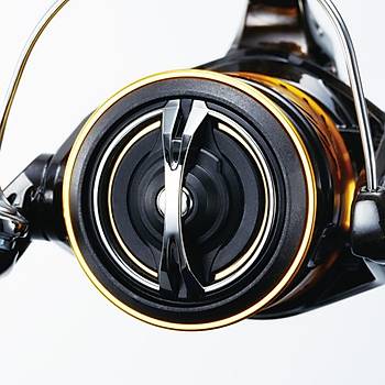 SHIMANO SOARE BB C2000 PGS 4.3:1 TUR 5+1BB 3 KG DRAK