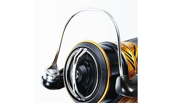 SHIMANO SOARE BB C2000 PGS 4.3:1 TUR 5+1BB 3 KG DRAK