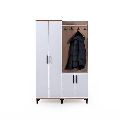Solo 4 l� Vestiyer