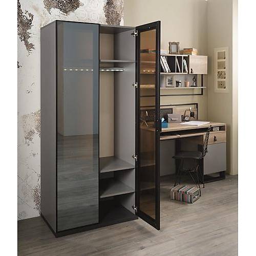 Corner Gen� Odas� Tak�m�