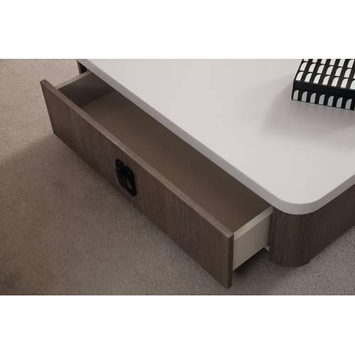 Prada Tv nitesi