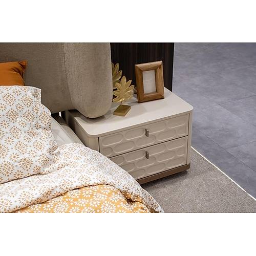 Prada Yatak Odas Takm