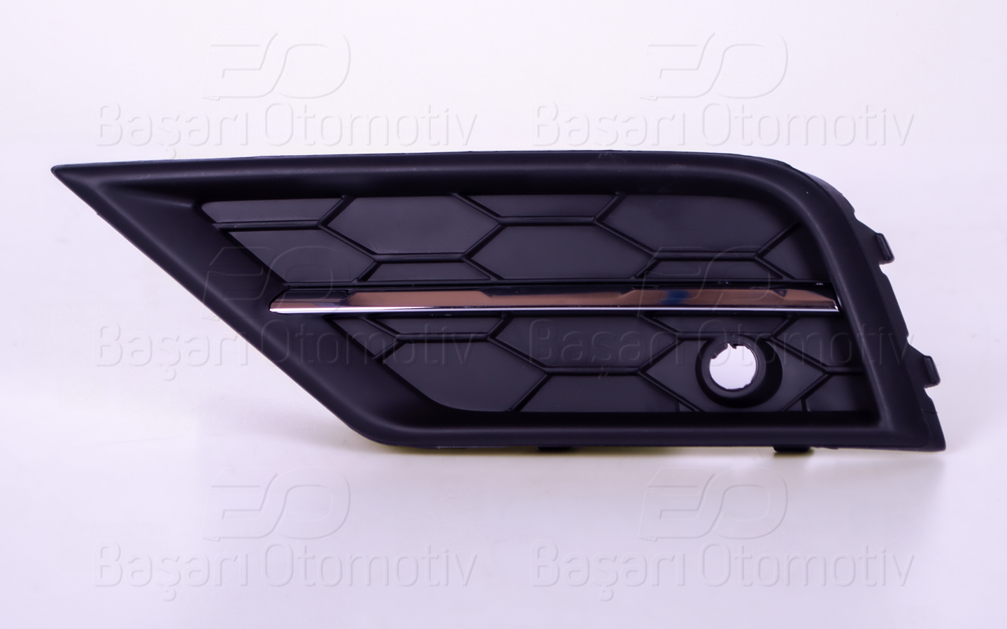 VOLKSWAGEN TİGUAN 2016-2020 ÖN TAMPON IZGARASI SOL TARAF KROMLU TİP (SENSÖR DELİKLİ)