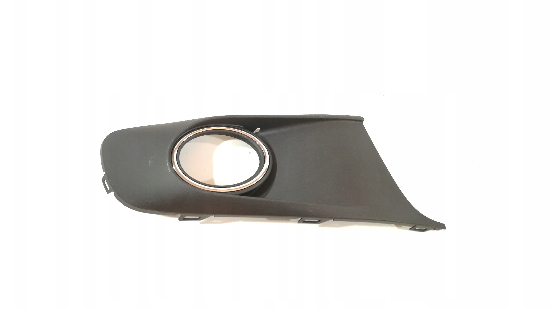 VOLKSWAGEN  CADDY 2010-2014 ÖN TAMPON IZGARASI SAĞ SİSLİ TİP KROMLU TİP