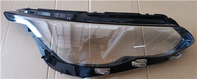 VOLSKWAGEN GOLF 8 2020-> SAĞ FAR CAMI LED Lİ TİP OLAN FAR