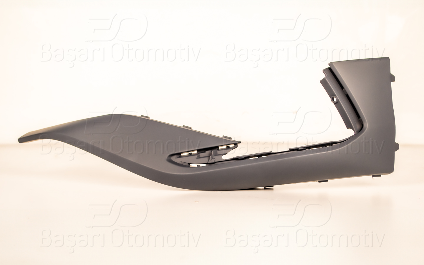 VOLKSWAGEN TİGUAN 2021-> ÖN TAMPON ALT KAPLAMA SOL R-LINE