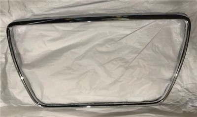 AUDİ A3 2009-2013 ÖN PANJUR KROM ÇERCEVESİ TEK