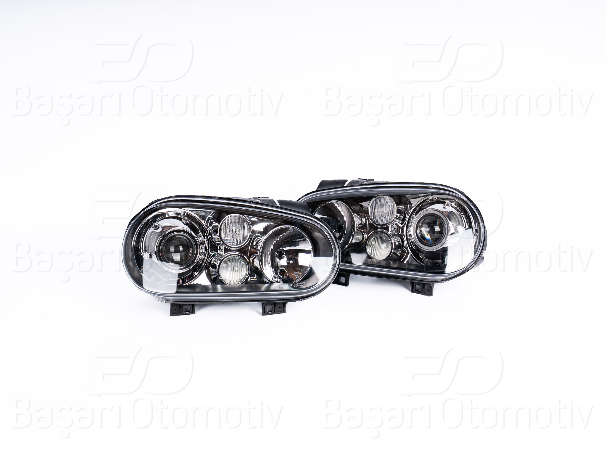 VOLKSWAGEN GOLF 4 1998-2004 FAR SETİ SOL ve SAG MERCEKLI SIYAH KROM TAK/CALISTIR