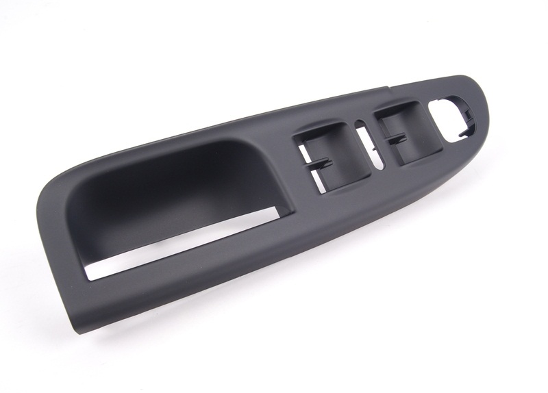 VOLSKWAGEN PASSAT 2005-2009 SOL ÖN KAPI TUTAMAĞI VE CAM DÜĞME CERCEVESİ SİYAH RENK ORJİNAL OEM MARKA
