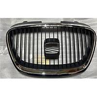 SEAT LEON 2006-2012 �N PANJUR KROM �ERCEVE OLAN T�P (Armas�z)