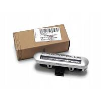 VOLKSWAGEN TRANSPORTER T5 T6 2004-2014 YAN BASAMAK AYDINLATMASI CARAVELLA ORJ�NAL �R�N