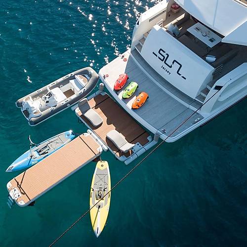 NautiBuoy Voyager 375 Teak - Kompakt ve L�ks Y�zer Platform