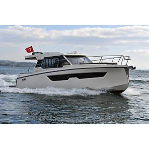 TENDR X 36  MOTOR YACHT KABIN