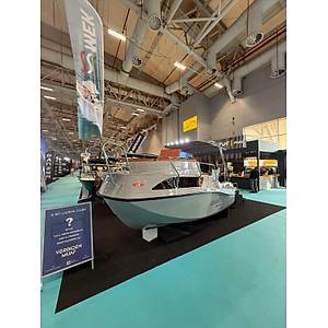 MEK MAR�N L�ZBON 495 CABIN FULL AKSESUAR- HIDEA 115 HP FEL-T (Elk.Mar�.,EFI,R/C,Hidrolik) + 5 M R�MORK STANDART
