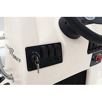 MAKO PRO SKIFF 17 CC