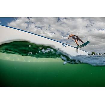 JOBE CONFLICT WAKEBOARD 134 & NITRO BINDINGS 