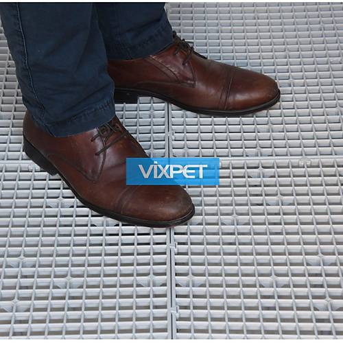 PLAST�K K�MES IZGARASI  50 x 50 cm  / 1 metre kare