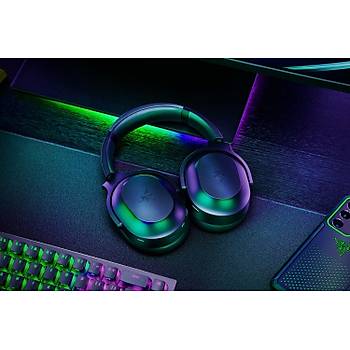 Razer Barracuda Pro - Hibrit ANC RZ04-03780100-R3M1 Kablosuz Oyuncu Kulakl�k