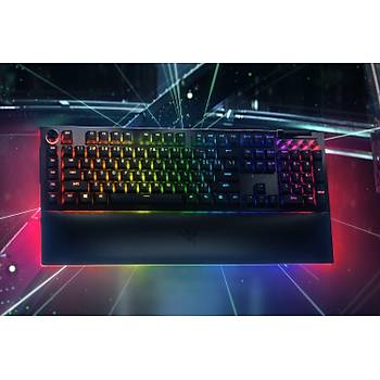 Razer BlackWidow V4 Pro US Layout RGB Green Switch Kablolu Mekanik Oyuncu Klavyesi RZ03-04680100-R3M1