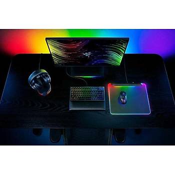 Razer Razer Firefly V2 Pro RGB RZ02-04920100-R3U1 Siyah Mouse Pad