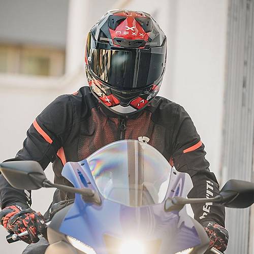 Nexx X.R3R Sw�rl Karbon K�rm�z� Kapal� Motosiklet Kask�