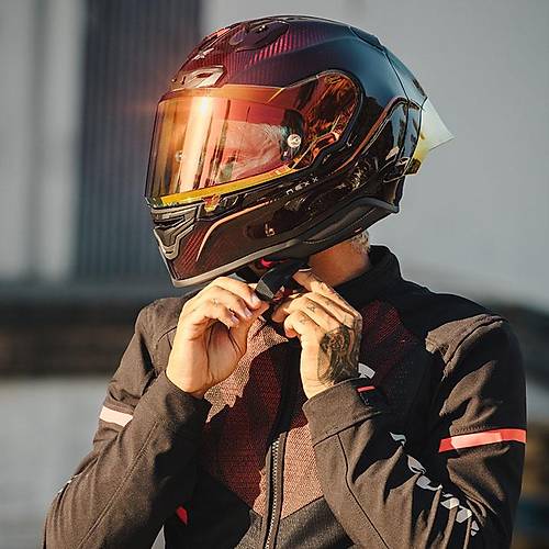 Nexx X.R3R Hag�b�s Karbon K�rm�z� Kapal� Motosiklet Kask�