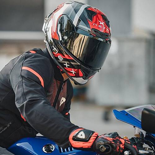 Nexx X.R3R Sw�rl Karbon K�rm�z� Kapal� Motosiklet Kask�