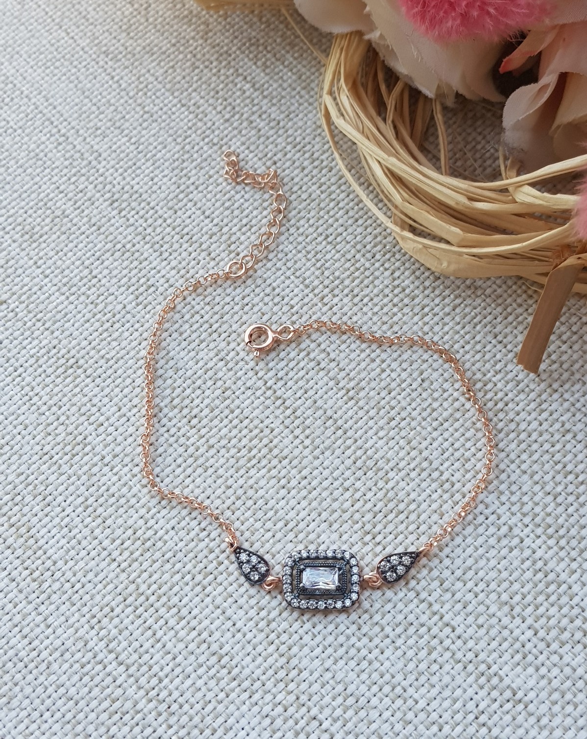 Elmas Model Gümüş Bileklik