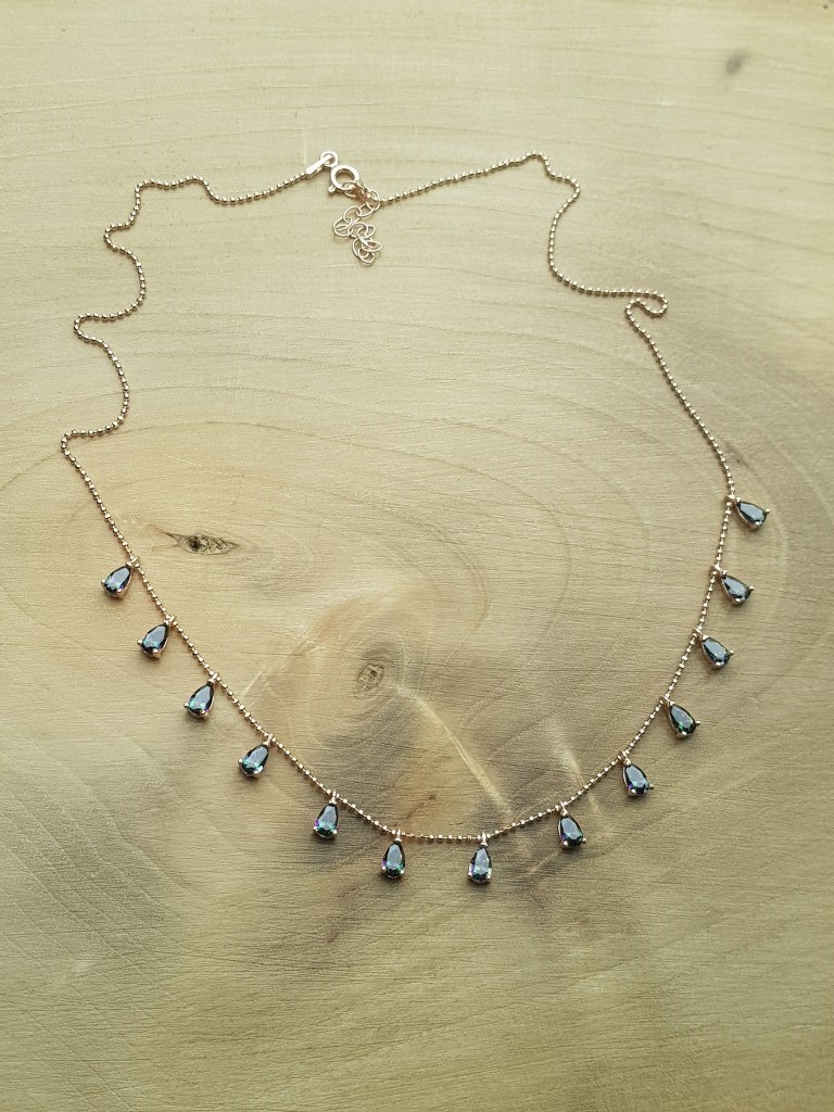 Mistik Topaz Taşlı Sallantılı Gümüş Kolye