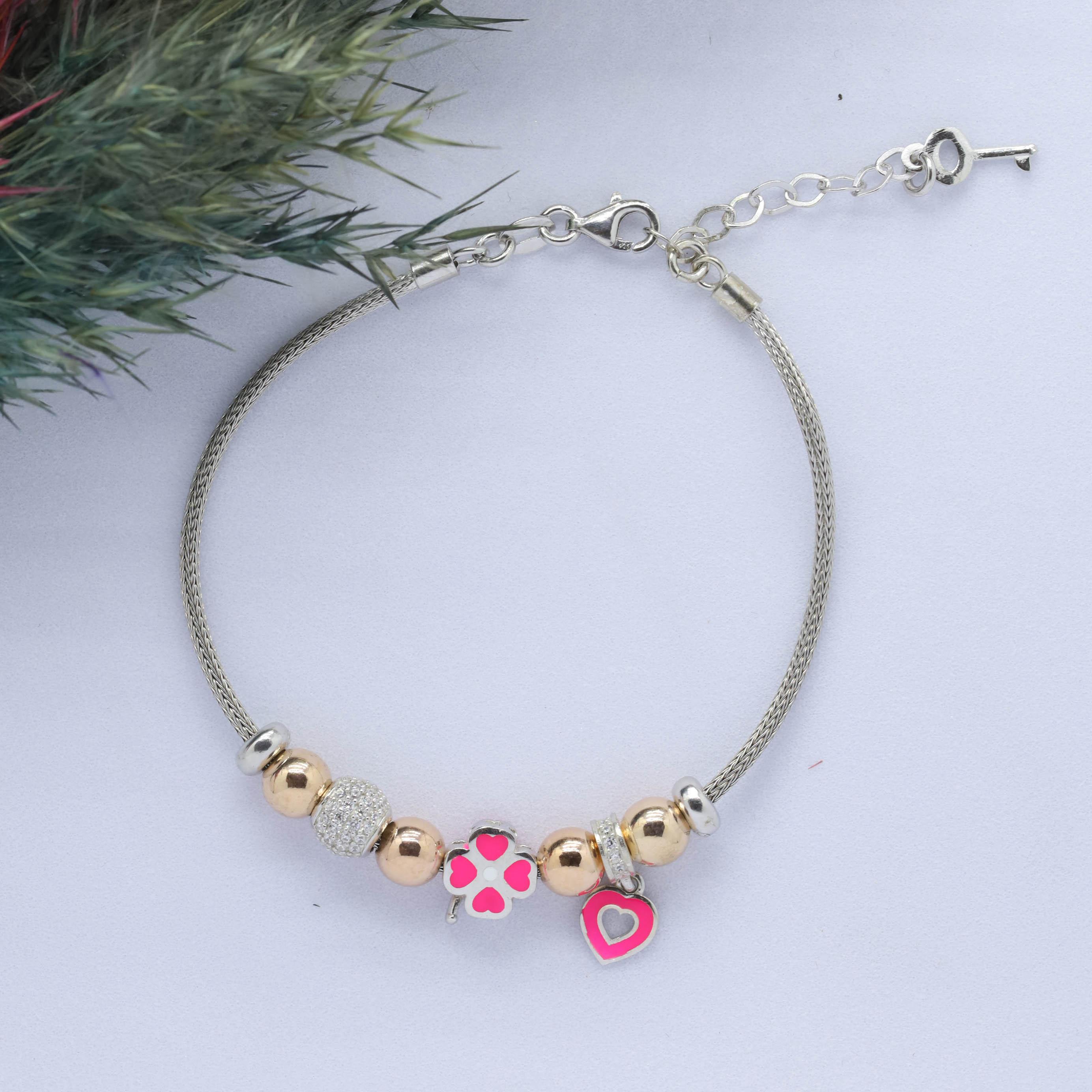 Yonca-Kalp (Clever-Heart) Figürlü 925 Ayar Gümüş Charm Bileklik