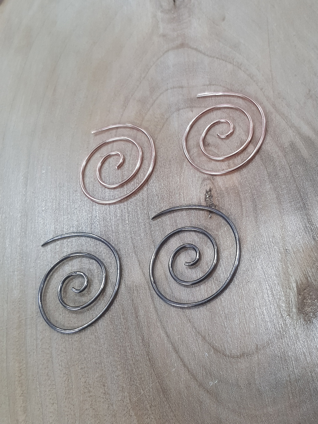 Kilitsiz Spiral Özel Tasarım Küpe