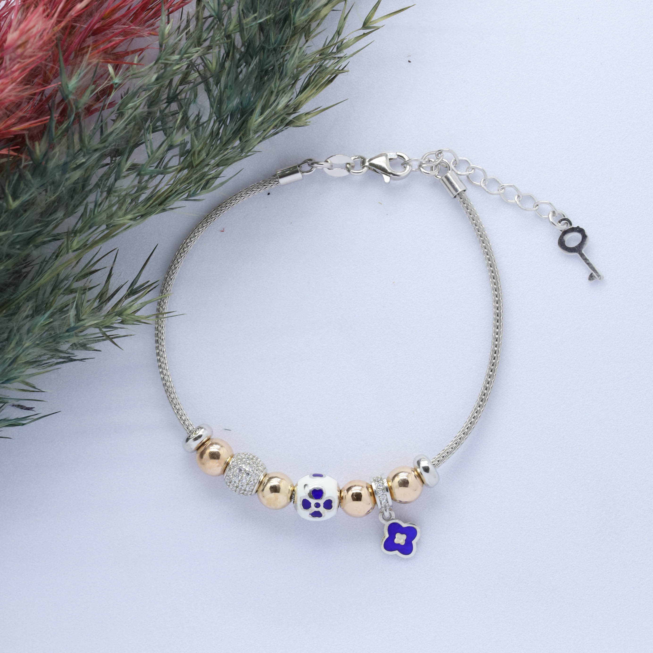 Yonca  (Clever) Figürlü 925 Ayar Gümüş Charm Bileklik