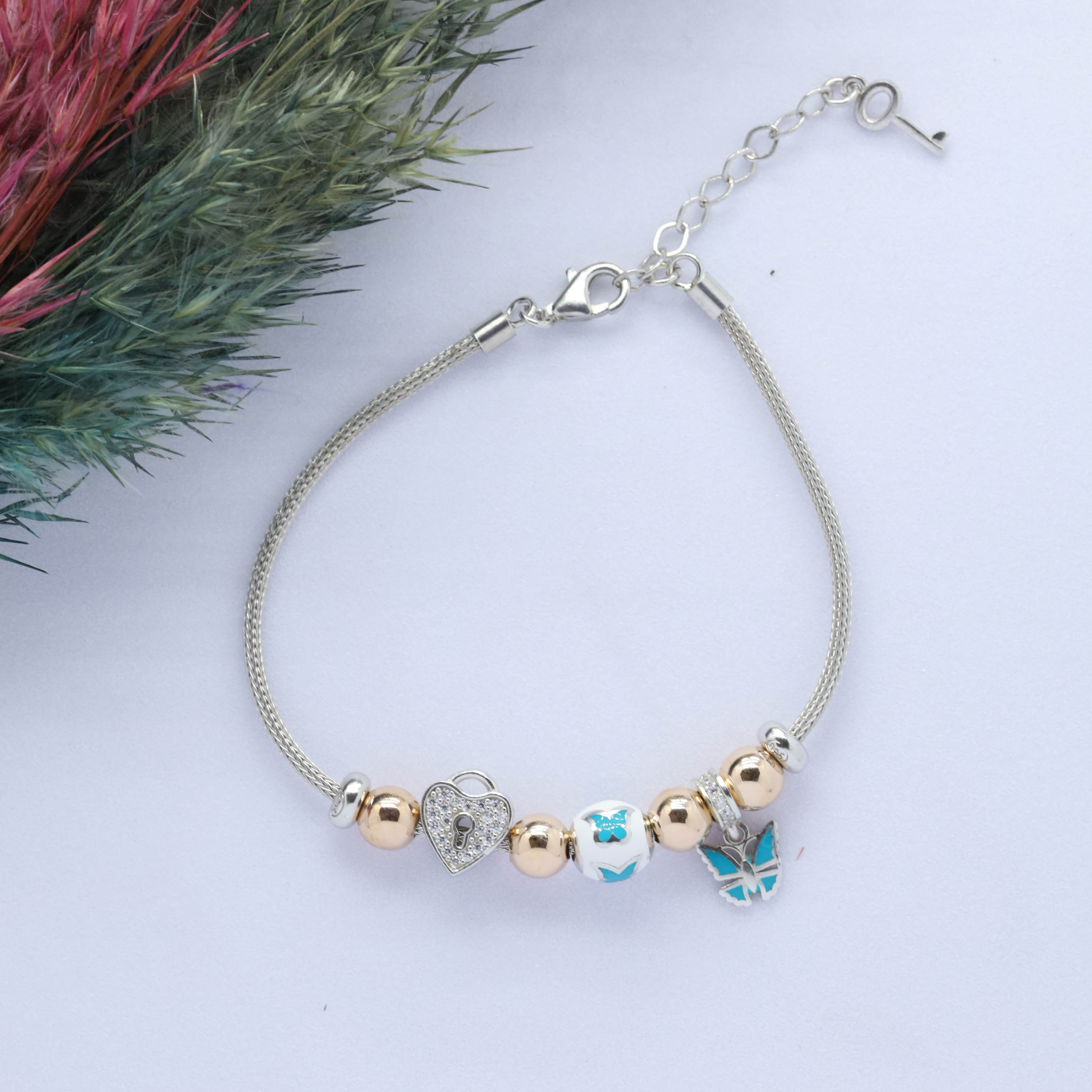 Kelebek- Kalp (Butterfly-Heart) Figürlü 925 Ayar Gümüş Charm Bileklik