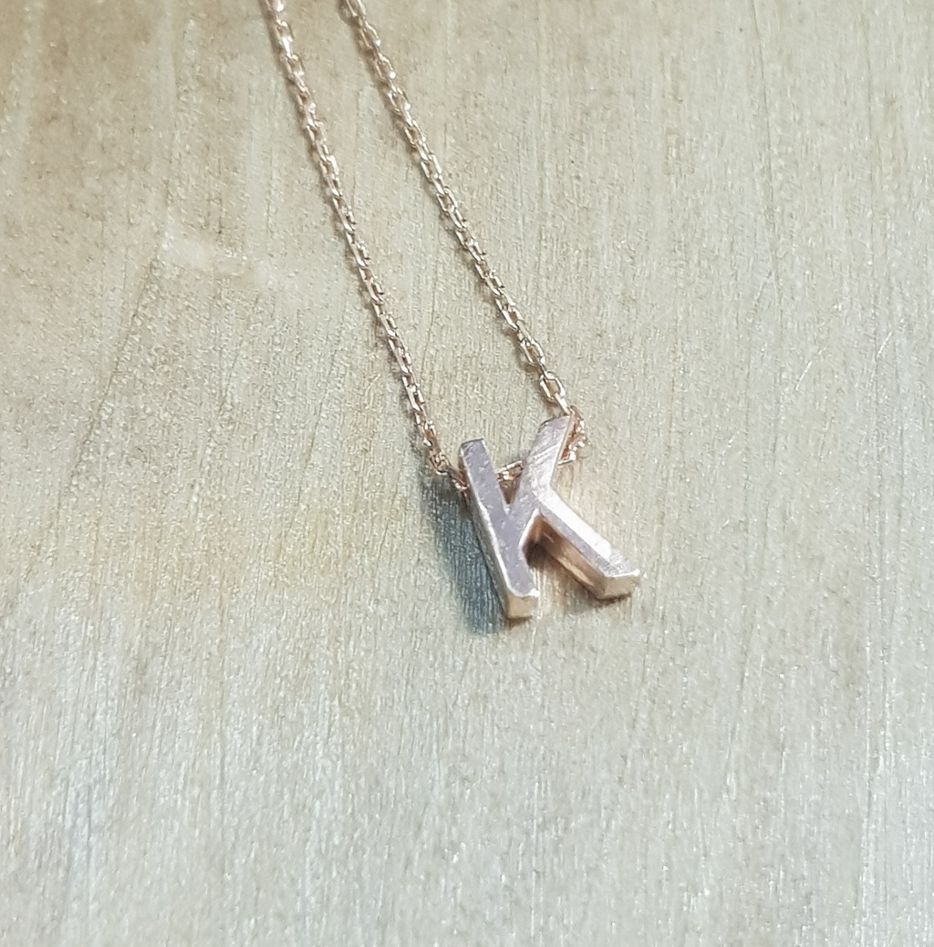 Mini Harf Gümüş Kolye