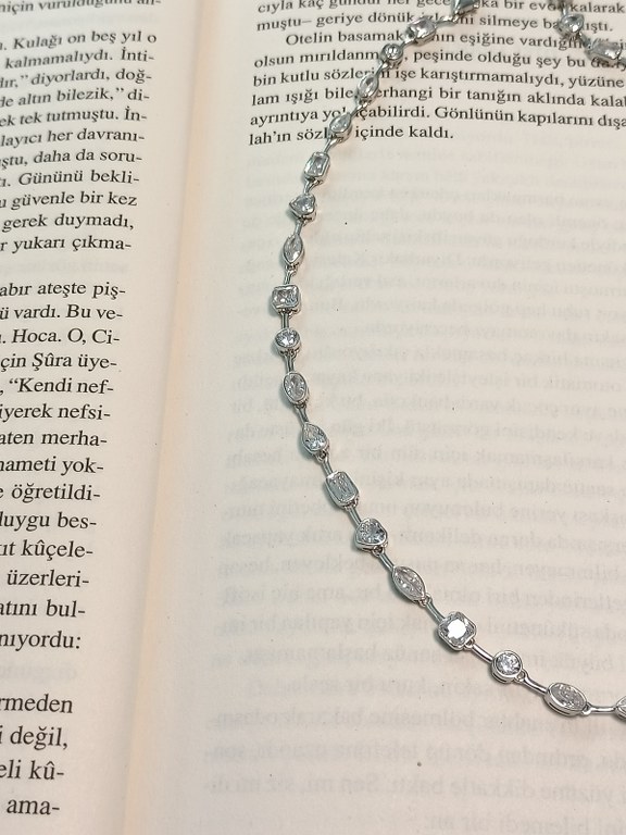 Taşlı İthal Choker Tasma Gümüş Kolye