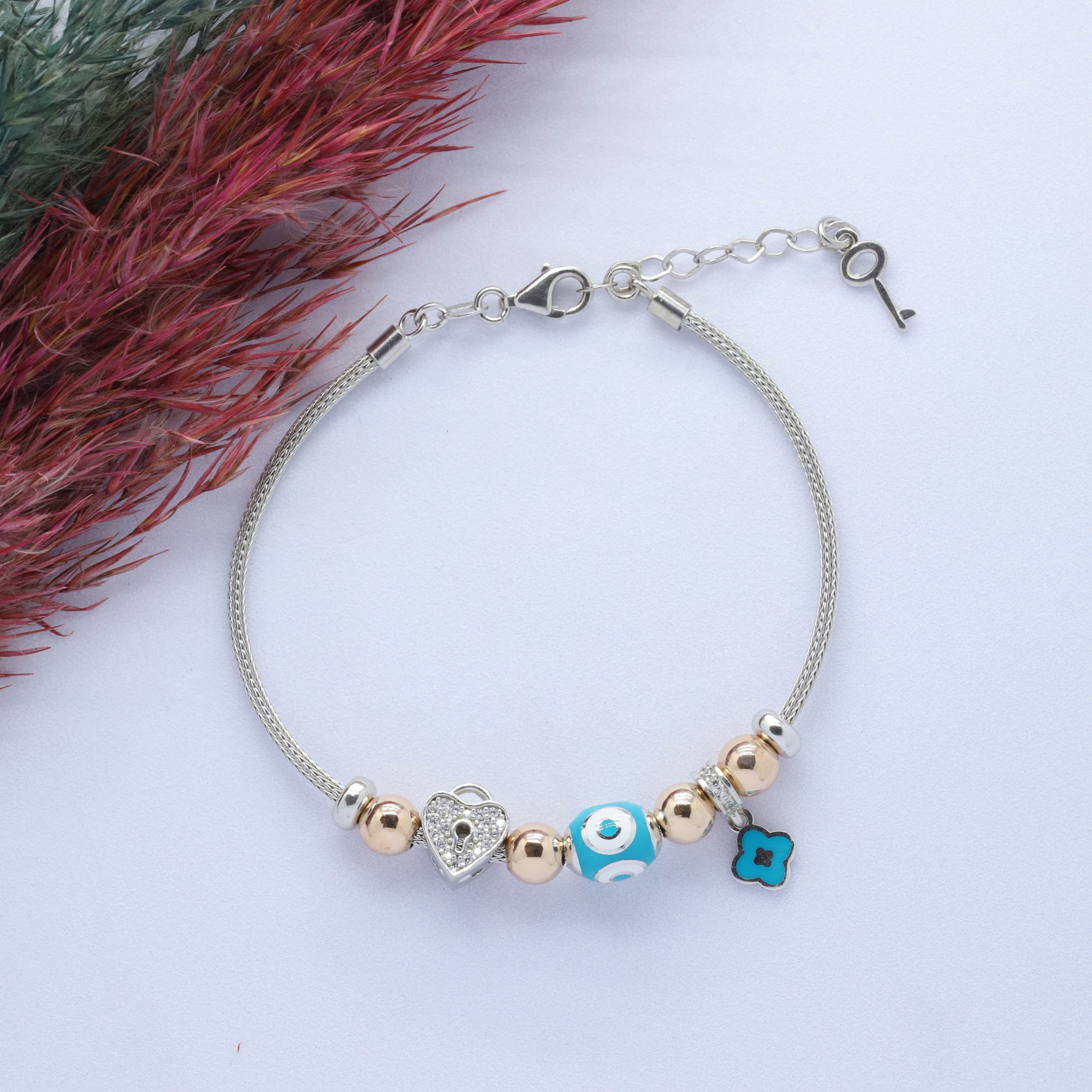 Yonca-Kalp (Clever-Heart) Figürlü 925 Ayar Gümüş Charm Bileklik