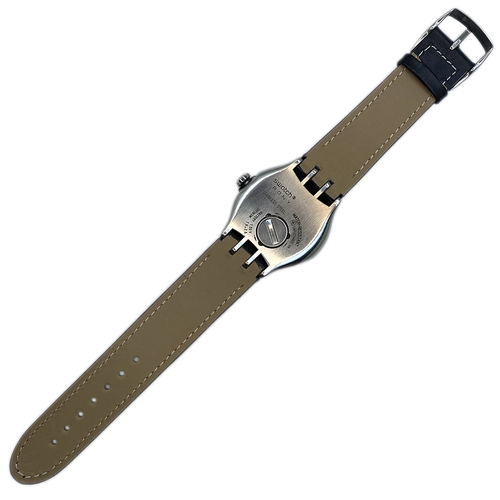 Swatch - YNS400 Hakiki Deri Saat Kay��� | �zel El Yap�m� �retim