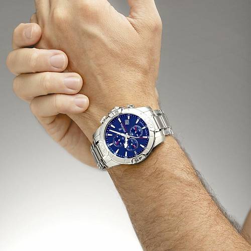 FESTINA F20704/2 TIMELESS CHRONOGRAPH ERKEK KOL SAAT�