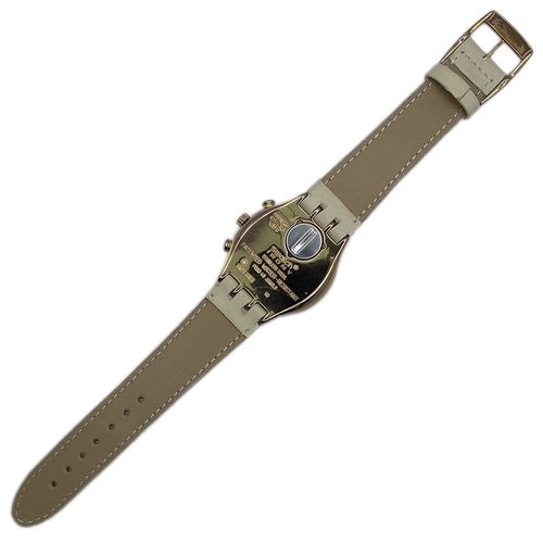 Swatch - ESSENTIAL - YCG416 Hakiki Deri Saat Kay��� | �zel El Yap�m� �retim