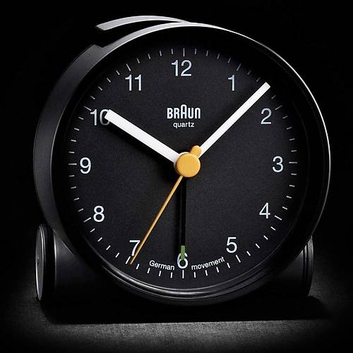 BRAUN BNC001BKBK ALARMLI MASA SAAT� S�YAH YUVARLAK