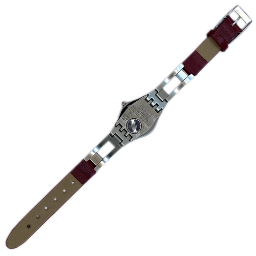 Swatch - AYSS161 Hakiki Deri Saat Kay��� | �zel El Yap�m� �retim