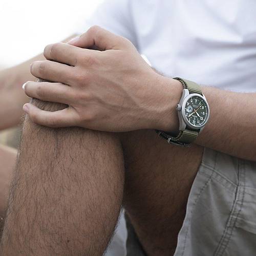 FESTINA SWISS F20082/2 ERKEK KOL SAAT�